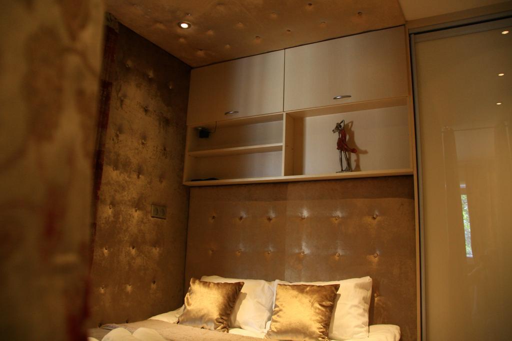Old Muranow Apartment By Warsawresidence Group Room photo